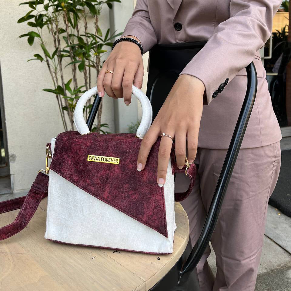 Diana Sling bag | Diosa Forever Sling bag